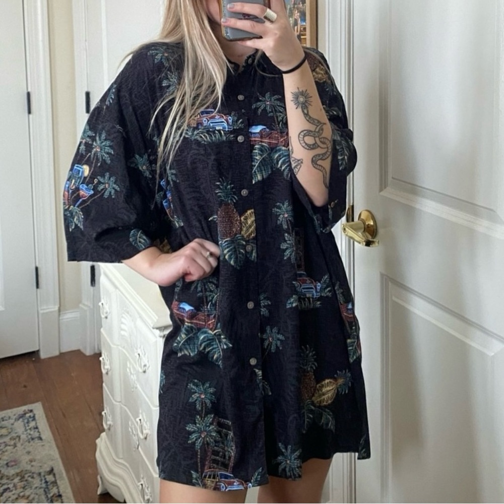 🥥5/$25🥥 Oversized Hawaiian Shirt